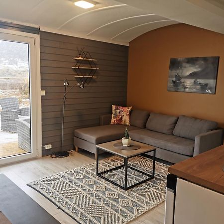 Polar Spot Camping Hotel Nygardsjoen Kamer foto